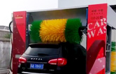 南京林頓龍門(mén)往復(fù)式洗車(chē)機(jī)作業(yè)風(fēng)采